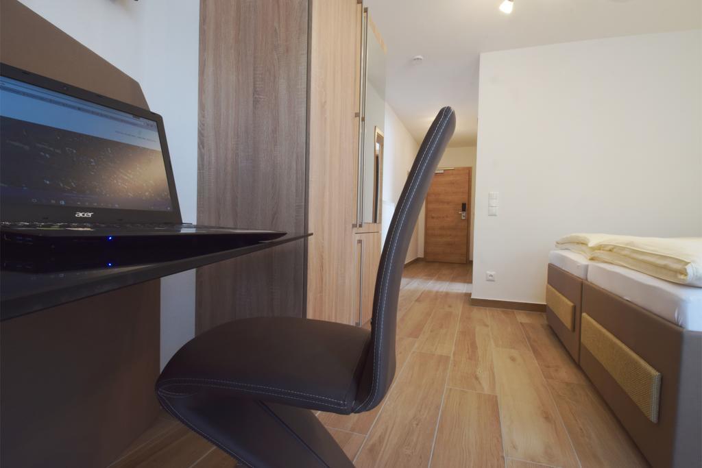 Aparthotel Donaustern Asbach-Bäumenheim Dış mekan fotoğraf