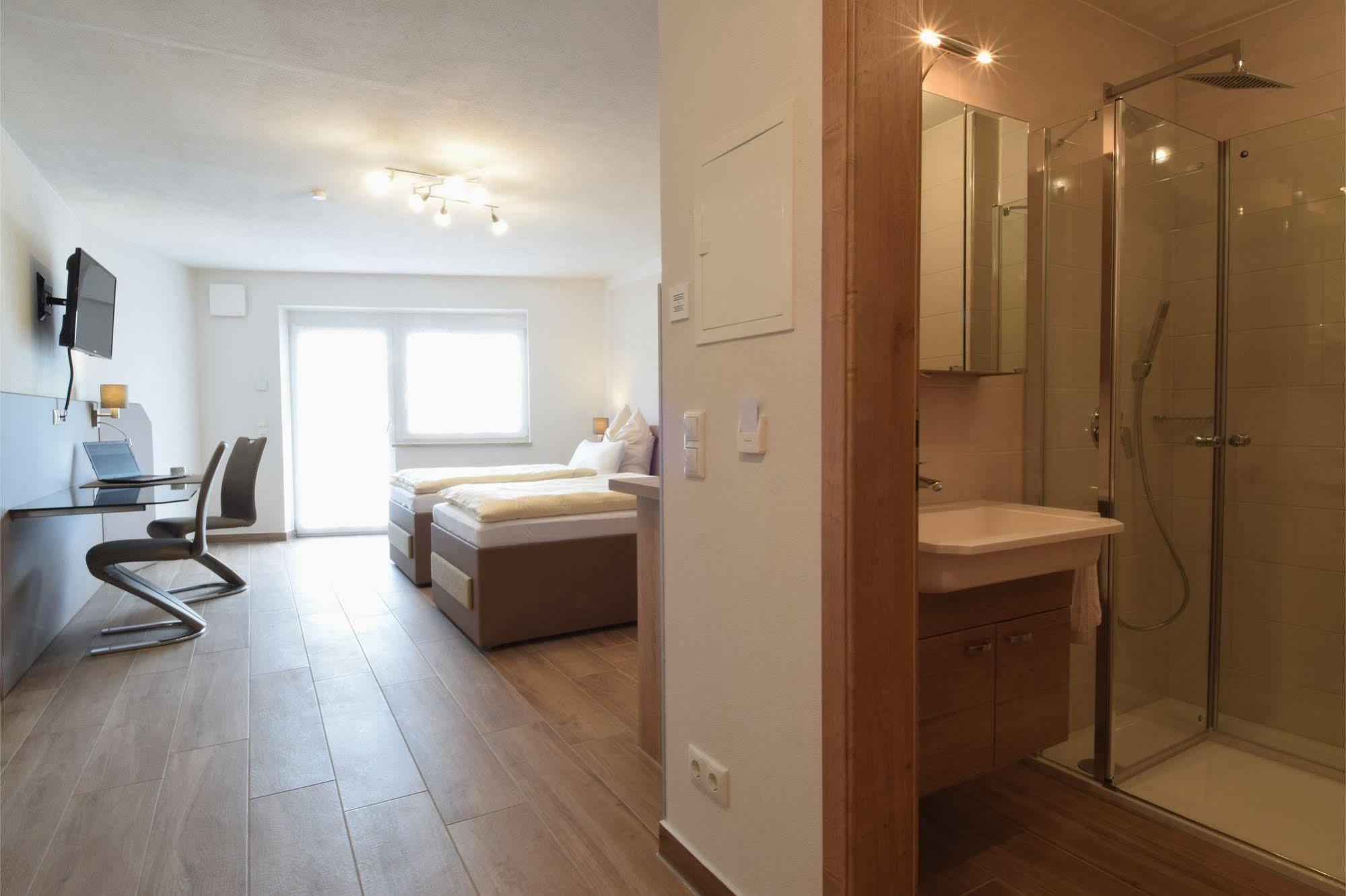 Aparthotel Donaustern Asbach-Bäumenheim Dış mekan fotoğraf