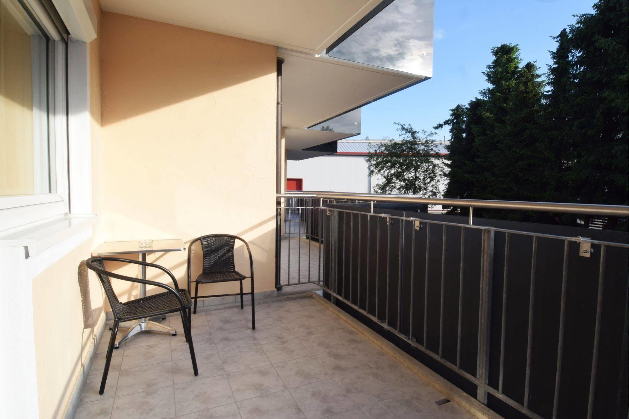 Aparthotel Donaustern Asbach-Bäumenheim Dış mekan fotoğraf